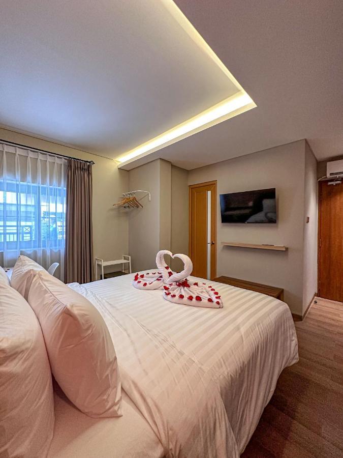 Lugano Arte Homestay Джакарта Екстериор снимка
