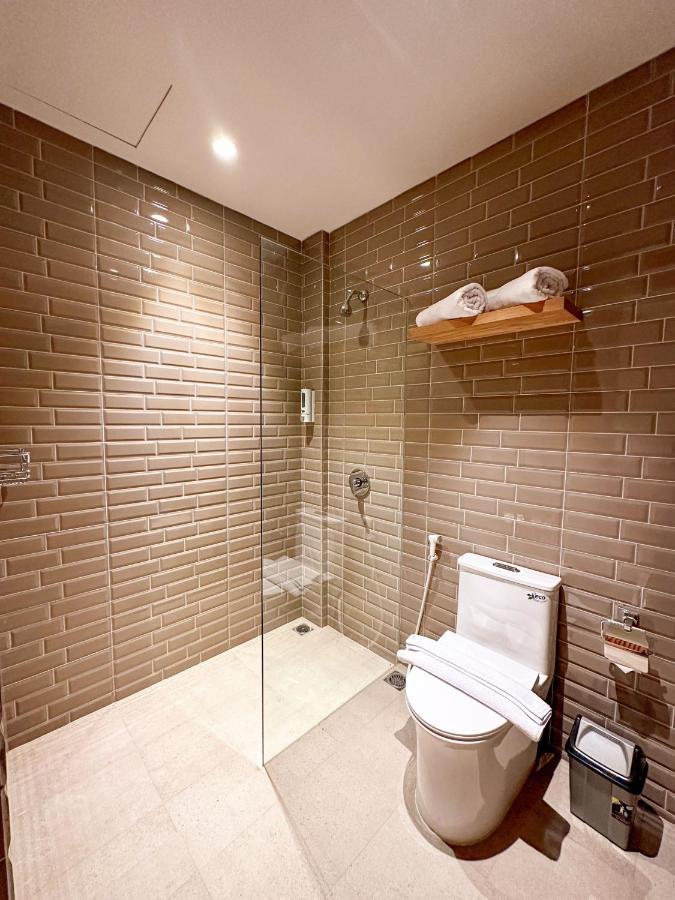 Lugano Arte Homestay Джакарта Екстериор снимка
