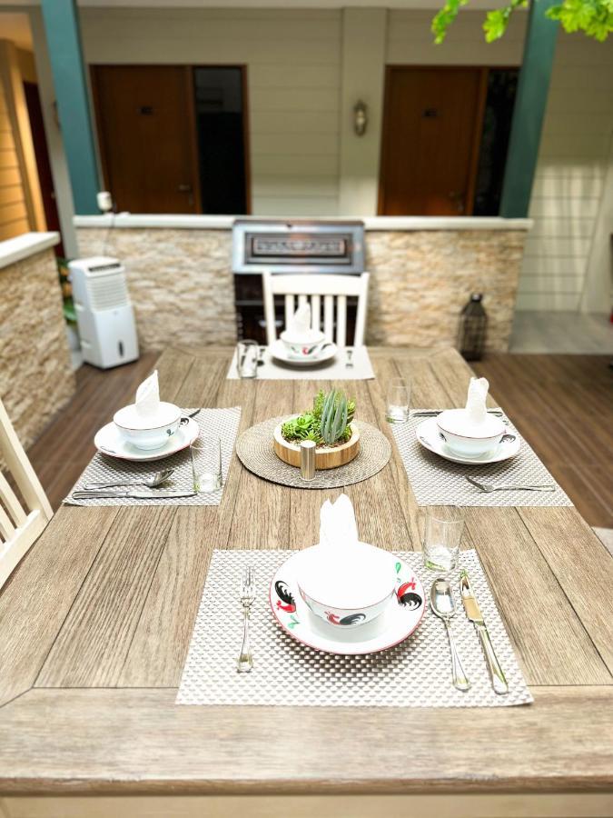 Lugano Arte Homestay Джакарта Екстериор снимка