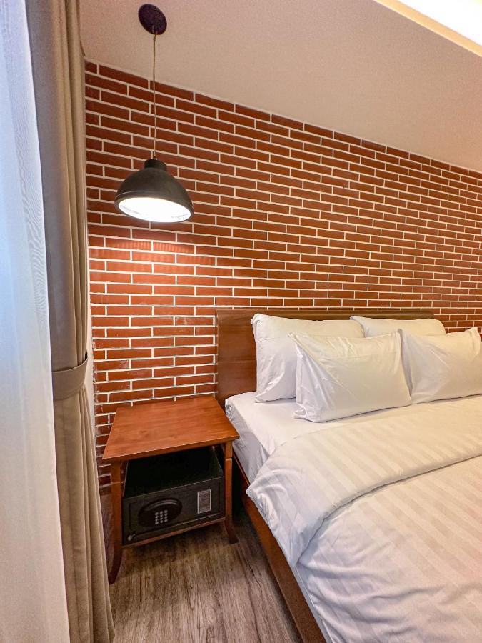 Lugano Arte Homestay Джакарта Екстериор снимка