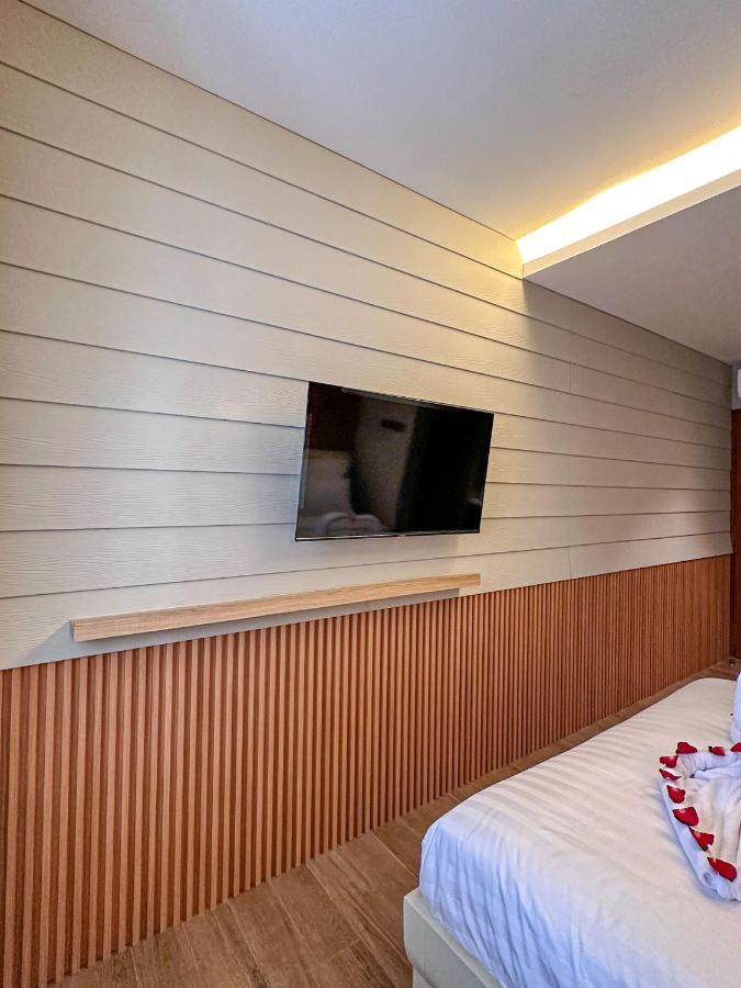 Lugano Arte Homestay Джакарта Екстериор снимка