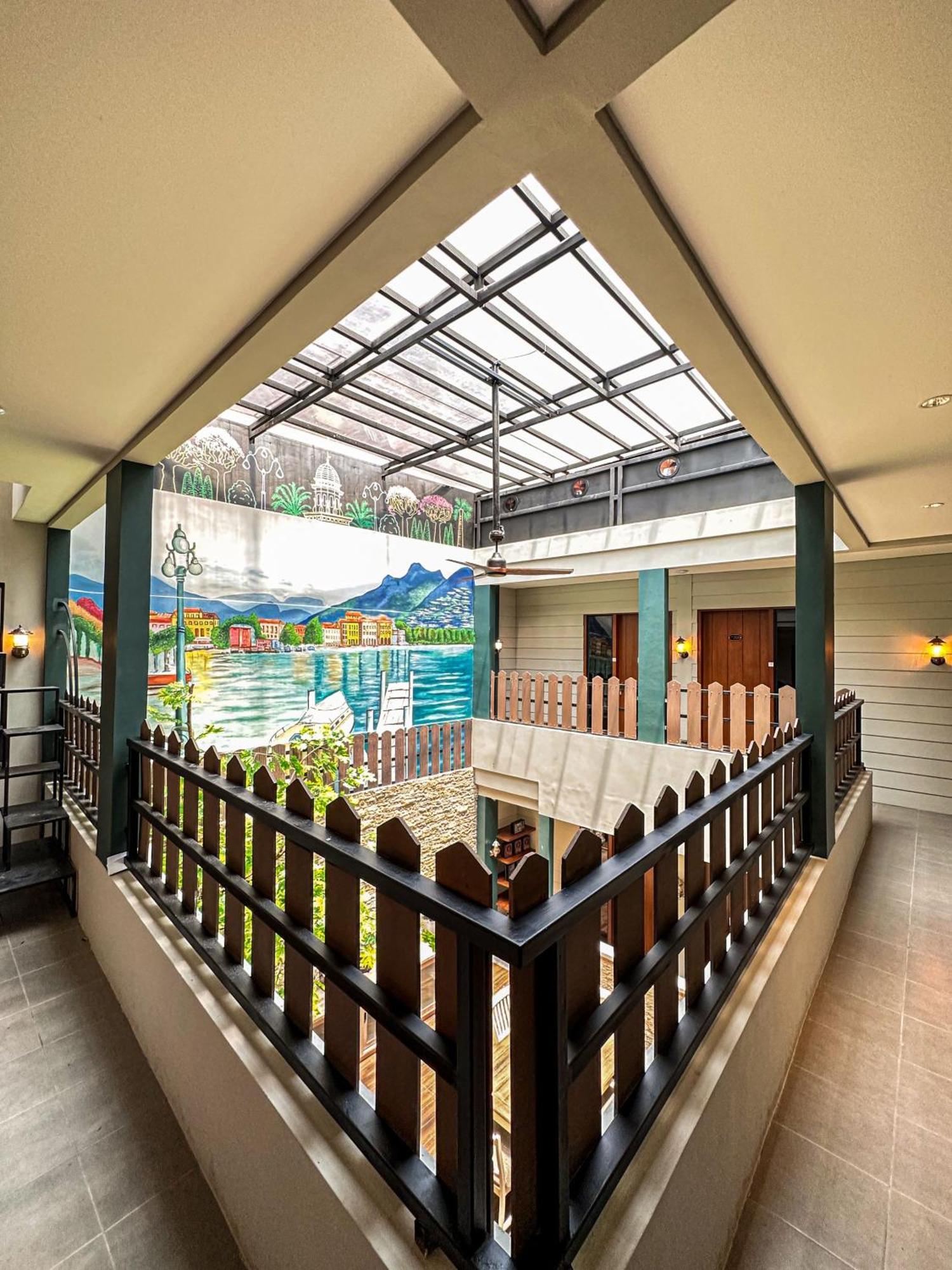 Lugano Arte Homestay Джакарта Екстериор снимка